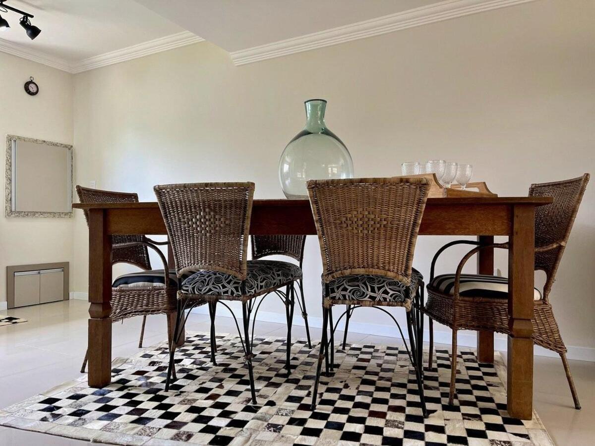 Casa Triplex 3 Dorm A 6Qd Rua Coberta Canela Bagian luar foto
