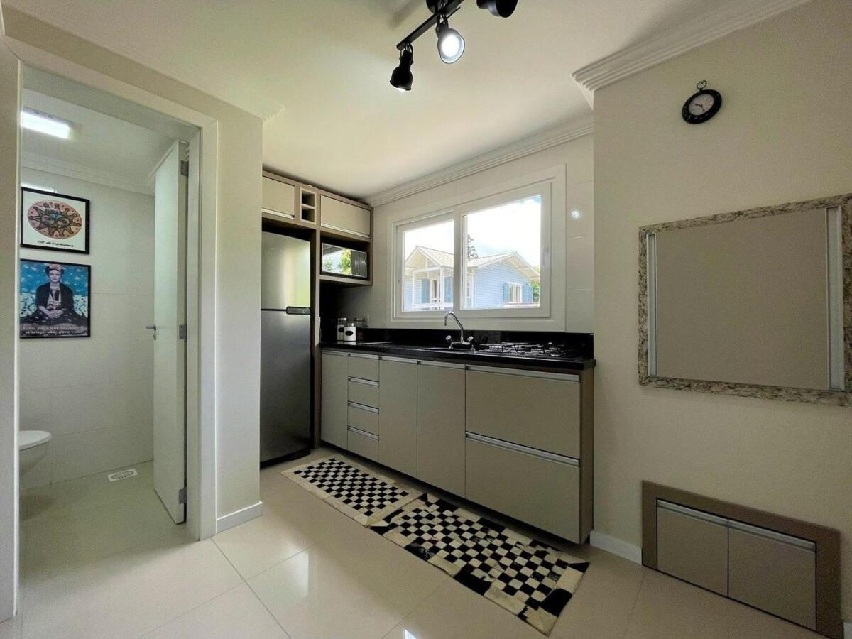 Casa Triplex 3 Dorm A 6Qd Rua Coberta Canela Bagian luar foto